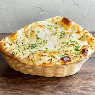 Garlic Naan | Lunch